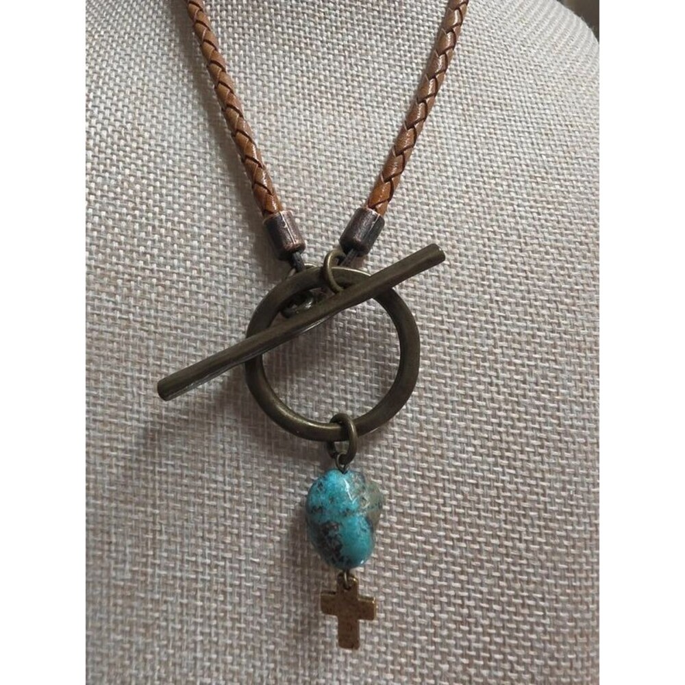 Artisan Southwestern Turquoise & Cross Toggle Choker